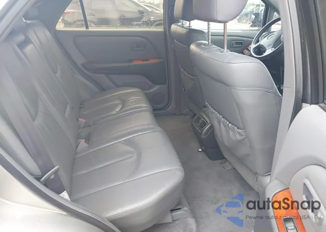 JT6GF10U3Y0060413: 42108695