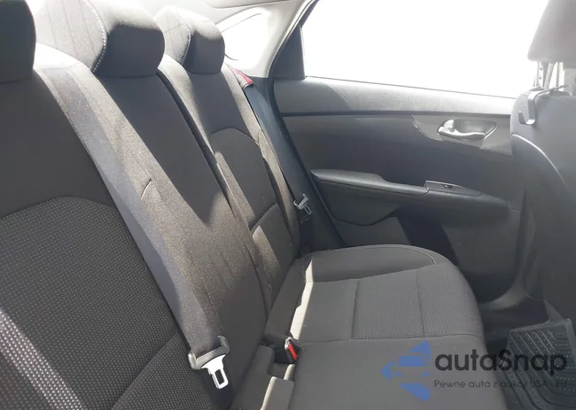 3KPF24AD2LE170966: 42108773