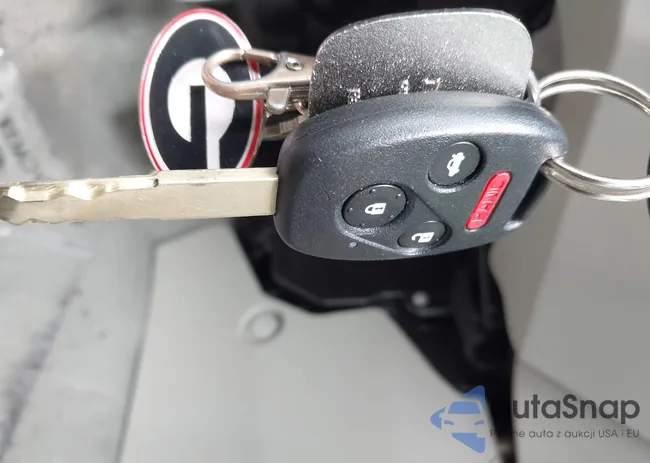 2HGFB2F56CH560545: 42108811