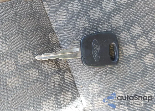 1FMYU02192KB15373: 42108982