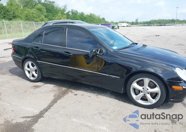 WDBRF40J64F505984: 42108989