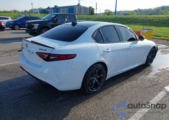 ZARFAMBN6K7601016: 42109097