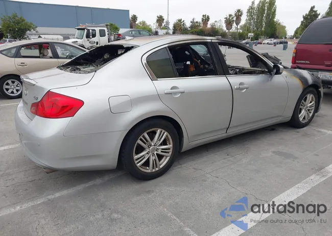 JN1CV6AP5AM405541: 42108412