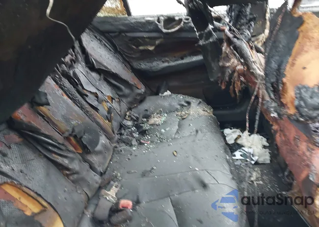 JN1CV6AP5AM405541: 42108412