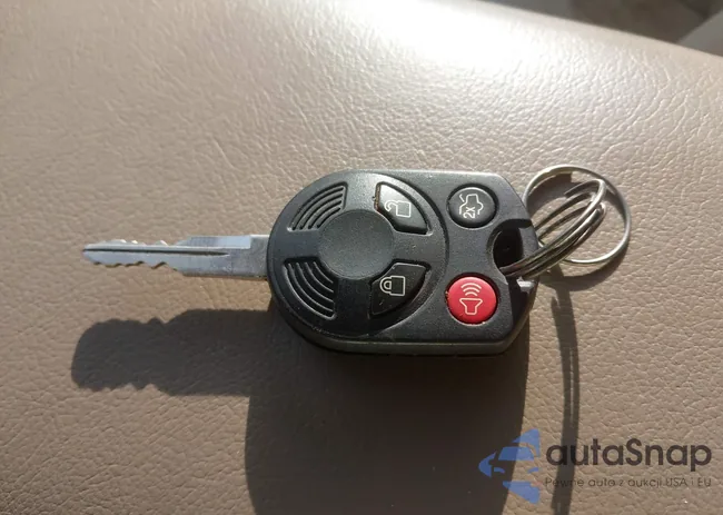 2LMDU68C07BJ08456: 42108582