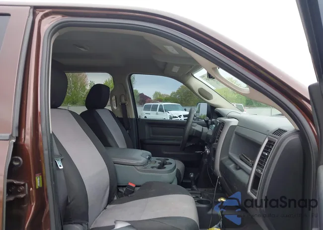 3C6TR5CT2FG500792: 42108585