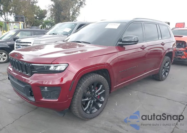 1C4RJKDG9N8532203: 42109836