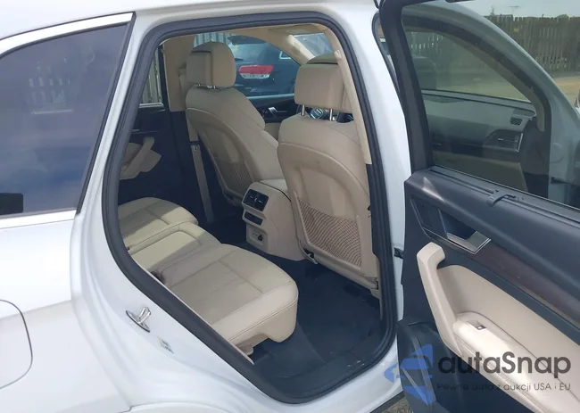 WA1E2BFY5P2092062: 42109997