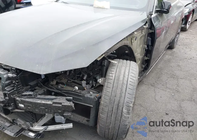 WBY43AW06RFT40624: 42110076