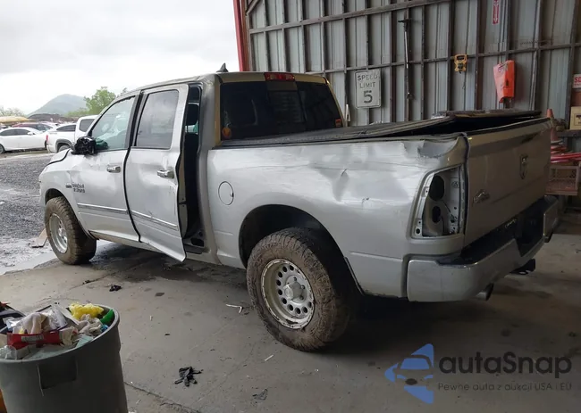 1C6RR7LT3HS780627: 42110108