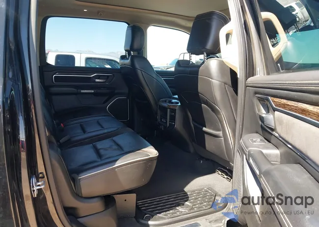 1C6SRFJT8KN554619: 42110194