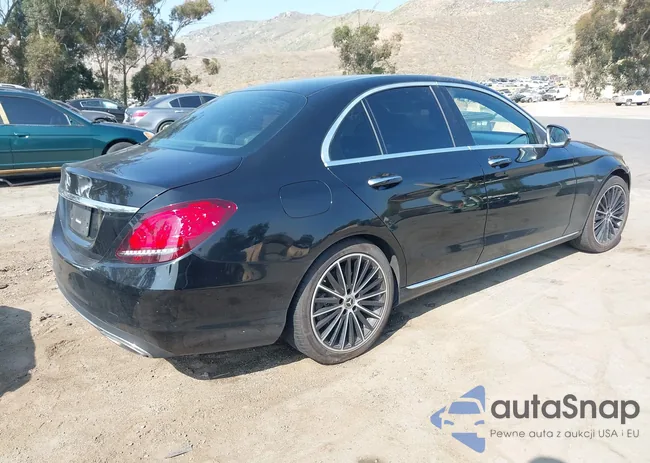 W1KWF8DB1LR571229: 42109402