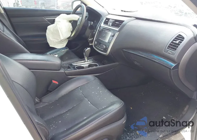 1N4AL3AP3HC239115: 42109479