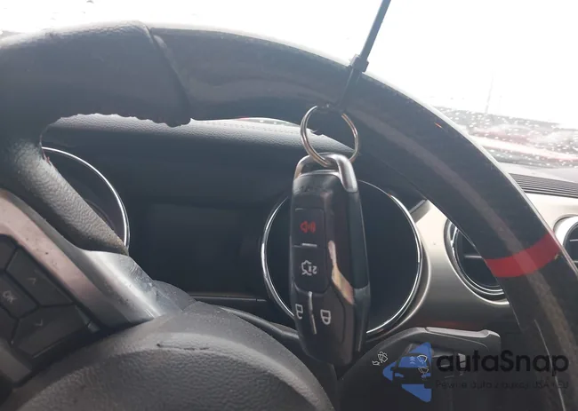 1FA6P8CF2F5303285: 42109521