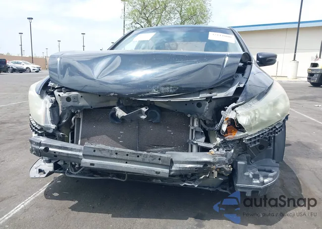 1HGCP2F80CA062516: 42111000