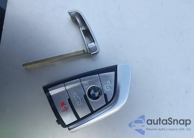 5UXCW2C08L9B98489: 42111038