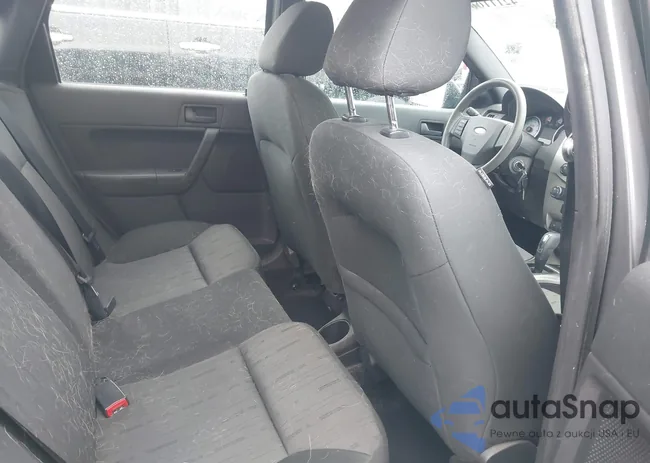 1FAHP3FN2AW184767: 42111064