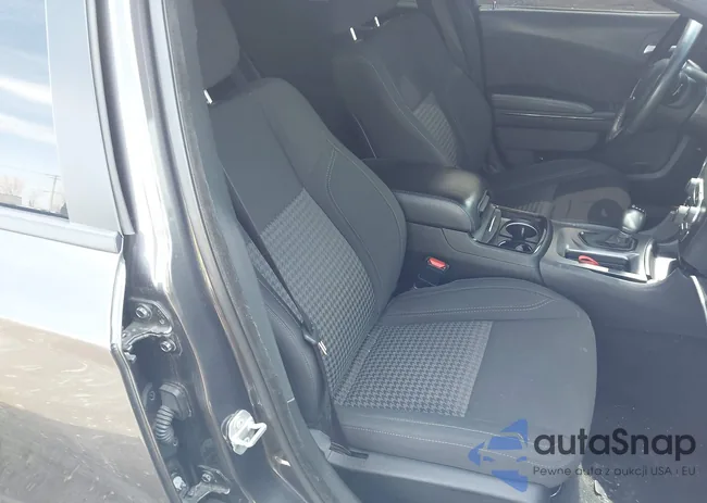 2C3CDXBG1KH589096: 42111156