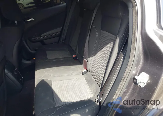 2C3CDXBG1KH589096: 42111156