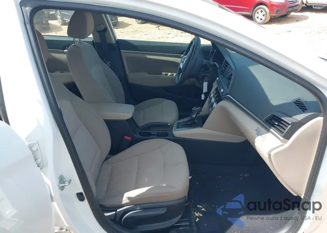 5NPD84LF3KH450958: 42110256