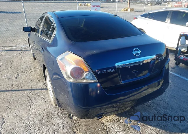 1N4AL2AP8AN557543: 42110521