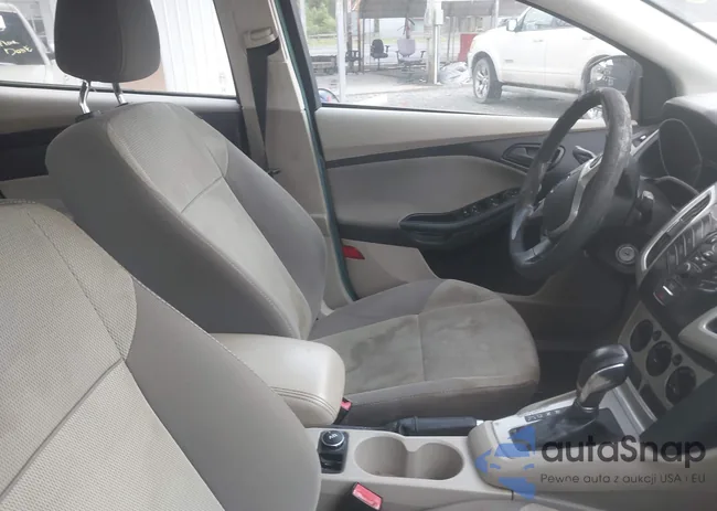 1FAHP3F26CL231275: 42111718