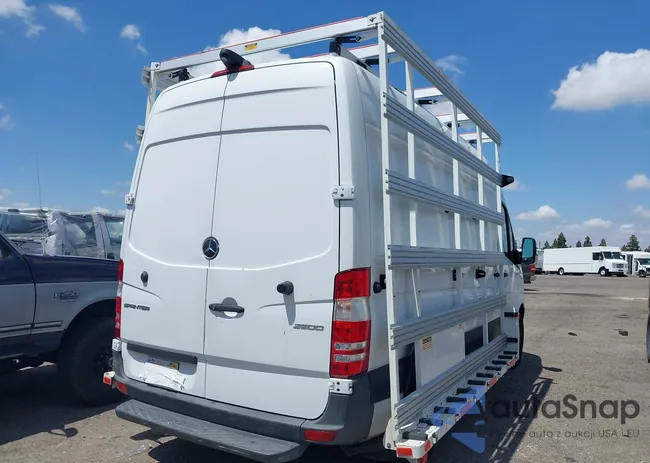 WD3PE7CD0HP388450: 42112130