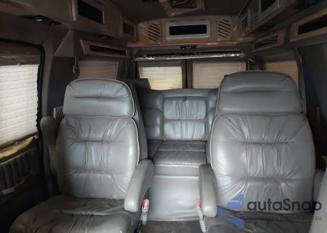 1FDRE14L8XHB48536: 42112137