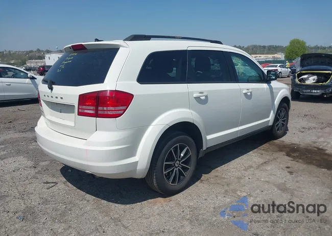 3C4PDCAB0JT217282: 42111536