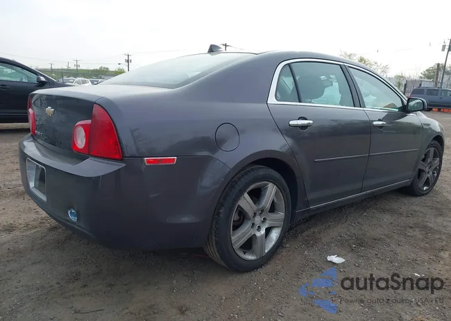 1G1ZC5E04CF303801: 42112647