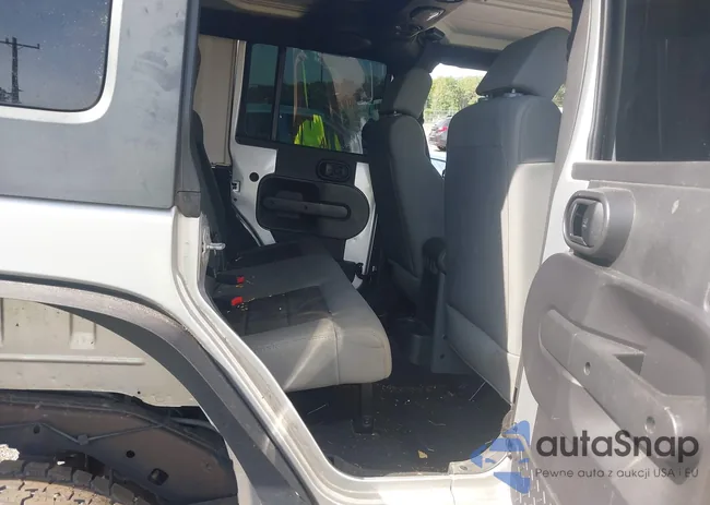 1J4GA391X9L765201: 42112657