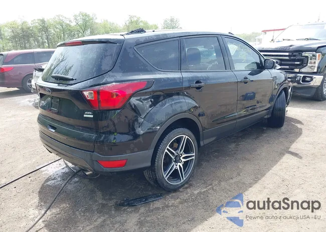 1FMCU0HD3KUC47335: 42112674