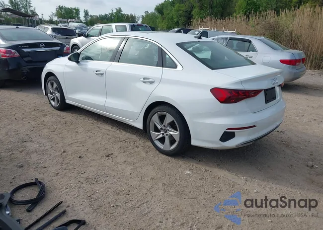 WAUAUDGY2NA033575: 42112827