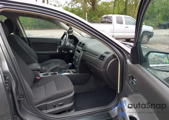 3FADP0L32BR238153: 42113064