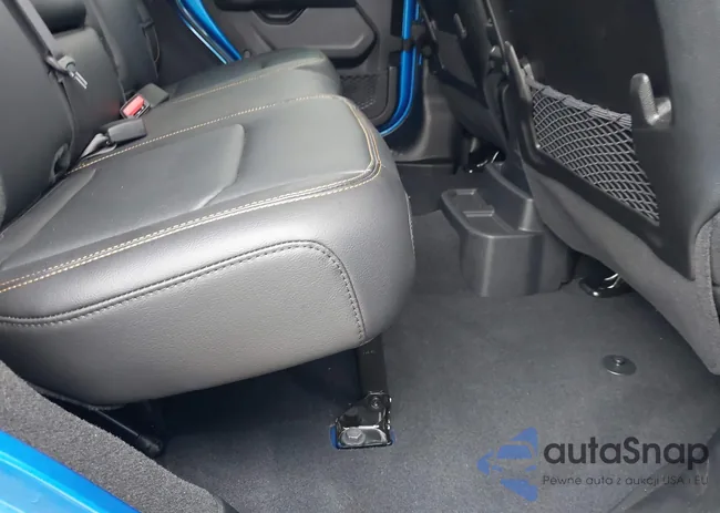 1C4PJXEG9RW237526: 42112402