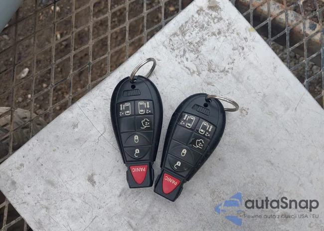 2C4RC1BG2DR709037: 42113618