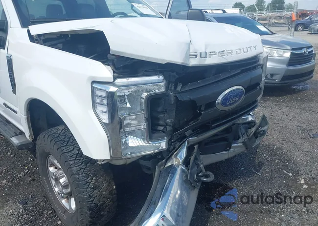 1FT7W2BT8KED67444: 42113662