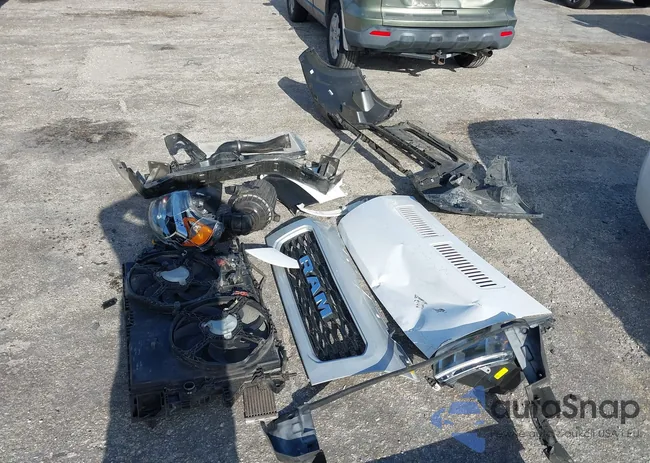 3C6TRVDGXLE128269: 42114066