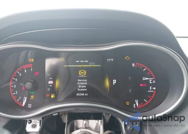 1C4SDJFT4LC301863: 42113324