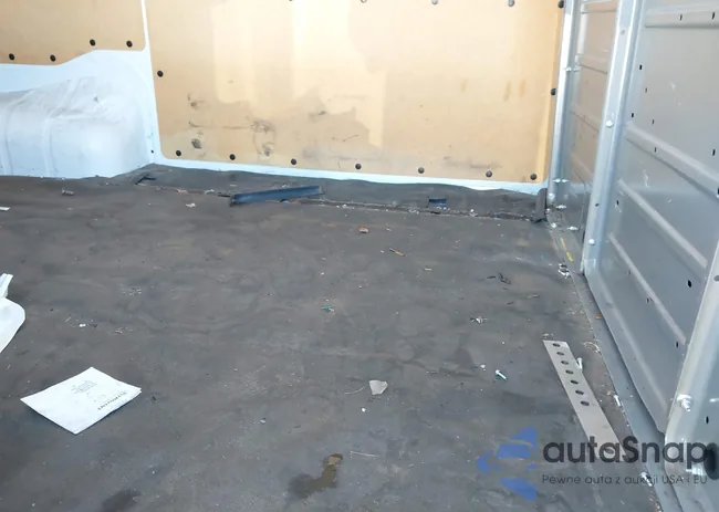 1N6AF0LY9JN814413: 42113459