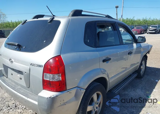 KM8JM12BX8U812807: 42114848