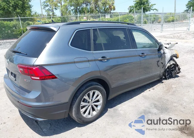 3VV2B7AX6KM035425: 42115064