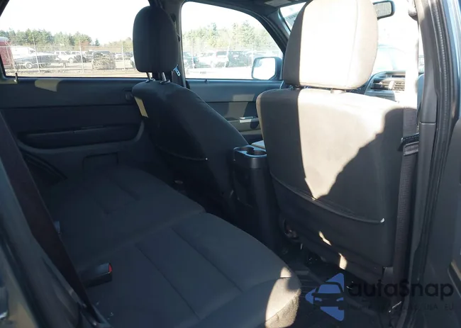 1FMCU9D70CKB98340: 42115122