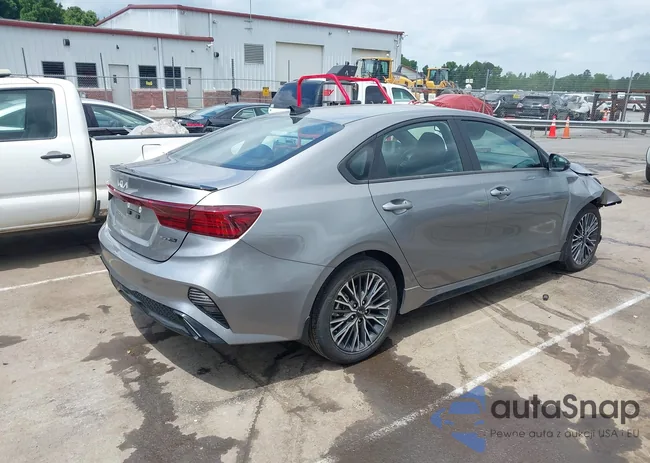 3KPF54AD3PE641178: 42114495