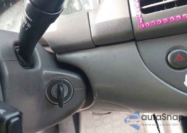 4T1BE32K82U104088: 42115903