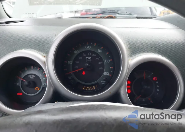 5J6YH183X5L001589: 42115942