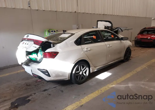 3KPF34AD1ME341222: 42116581