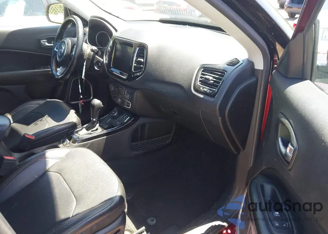 3C4NJDCB0MT603207: 42116734