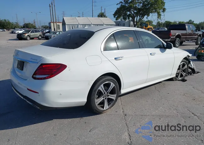 WDDZF4KB3JA421952: 42117006