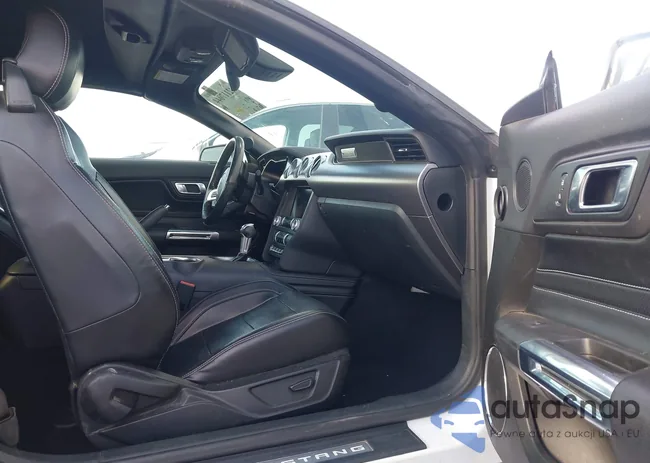 1FATP8UH1M5114546: 42117044